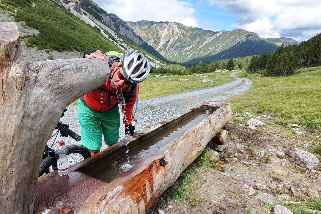 Val Mora - Wasserstelle in der Nähe der Alp Mora