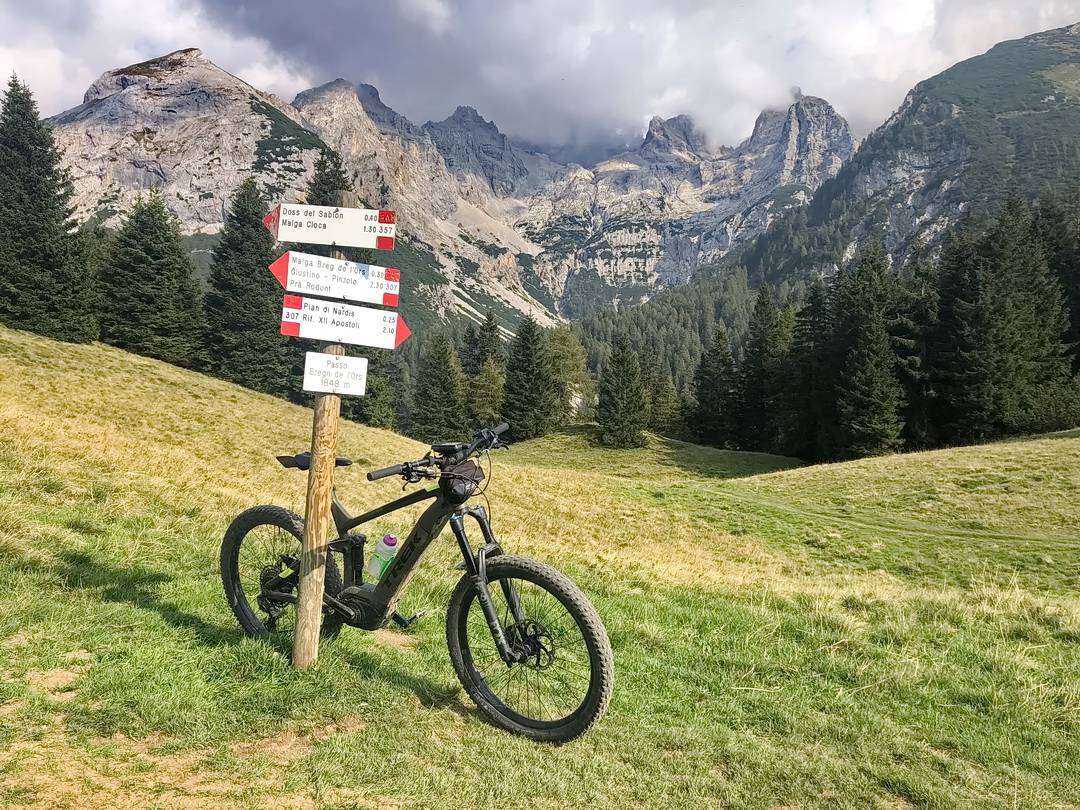 Ende des Trails am Doss del Sabion am Bärenpass