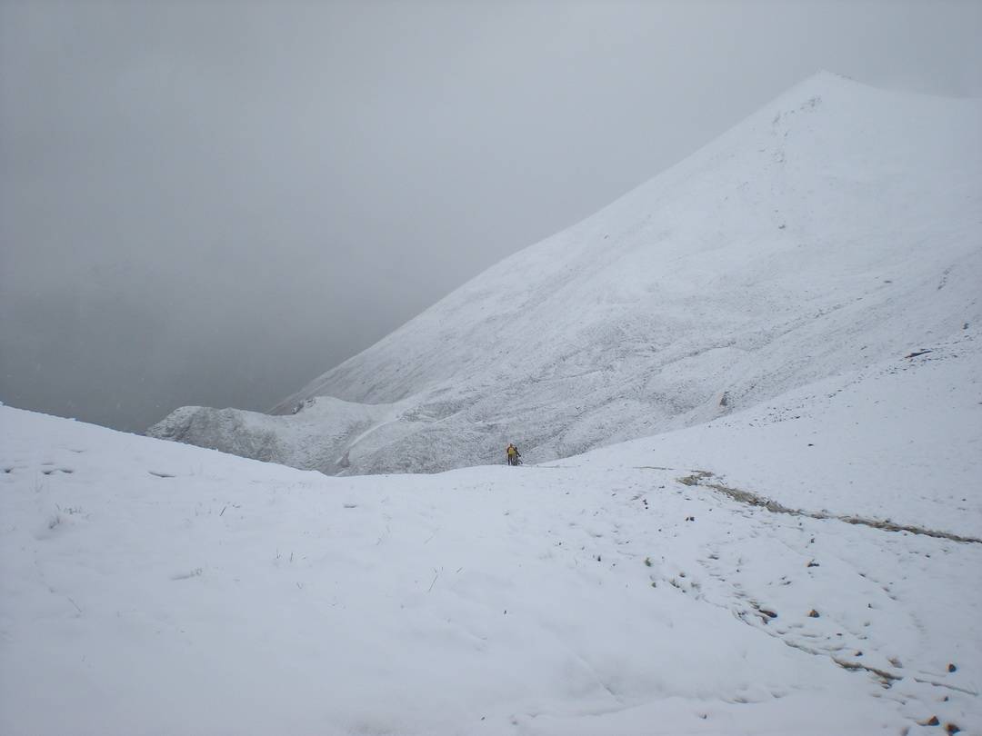 Fimberpass mit Schnee 