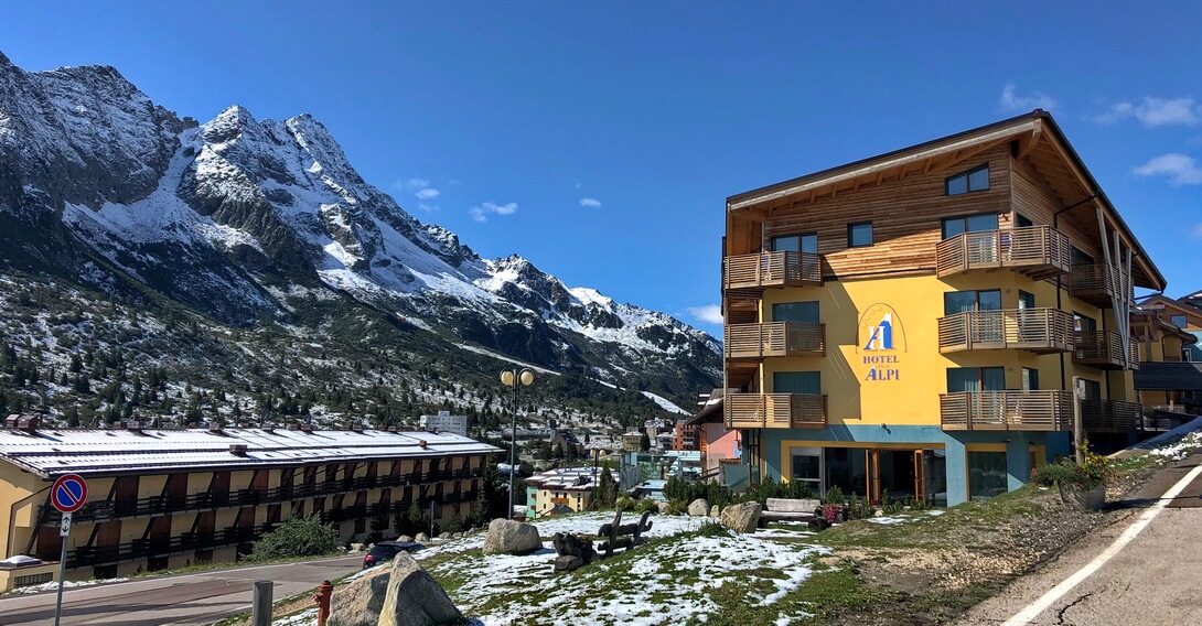 hotel delle alpi passo tonale