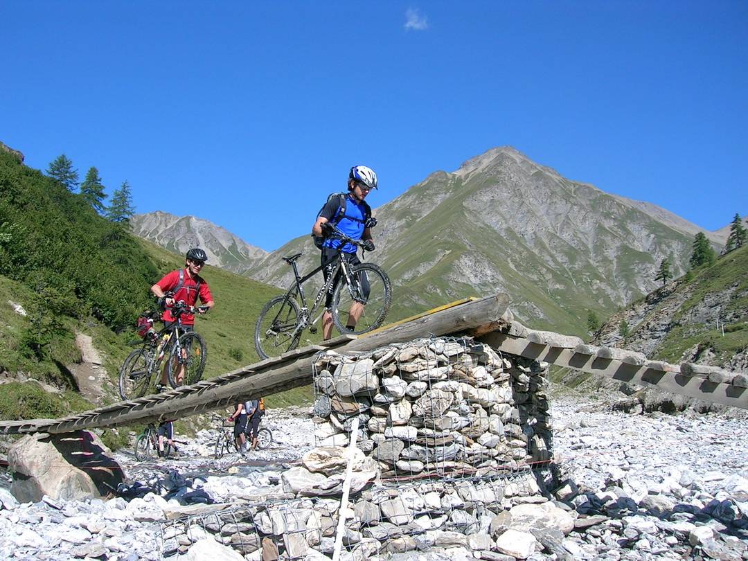 Die Brücke gibt es nur im Sommer 