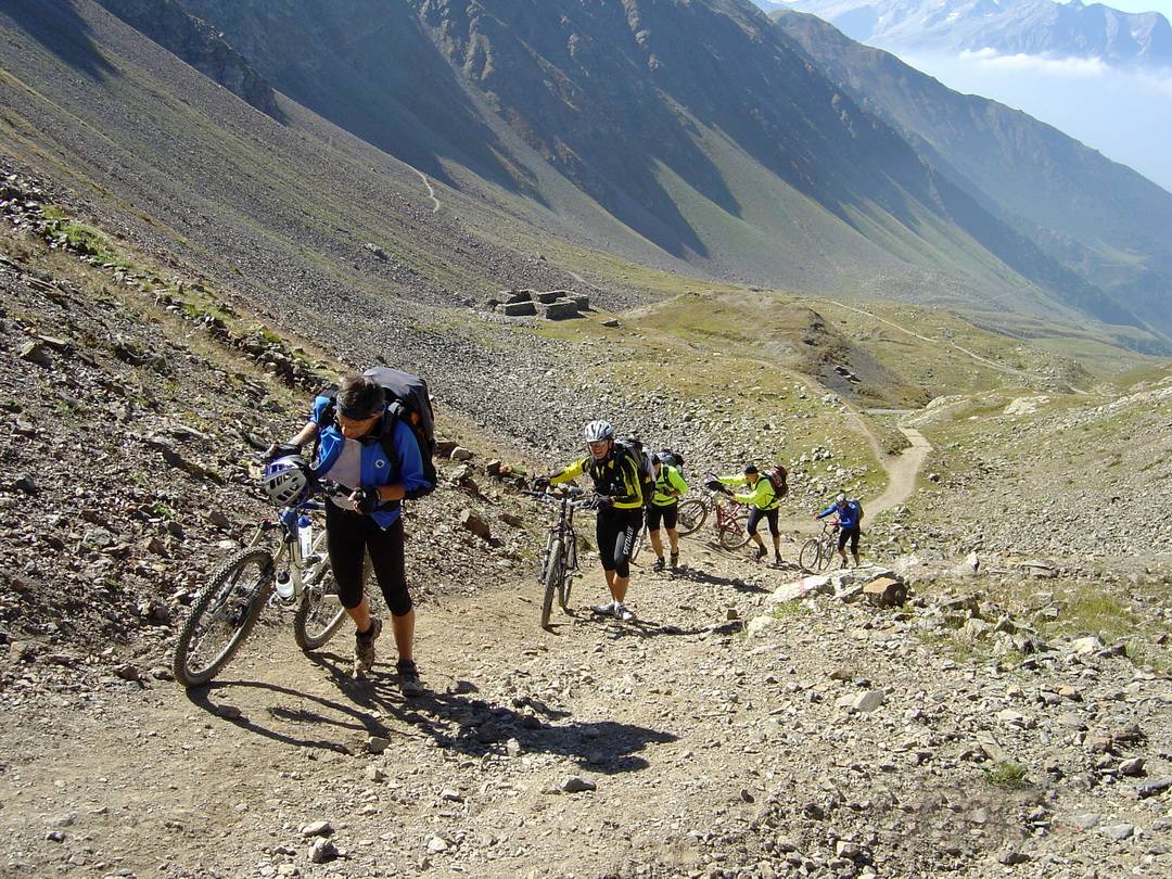40 Prozent Steigung aber gleich ist es geschafft die letzten Meter sind die steilsten 