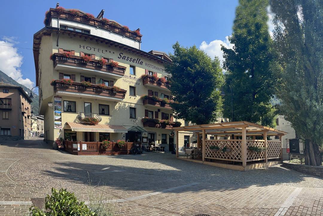 Hotel Sasella