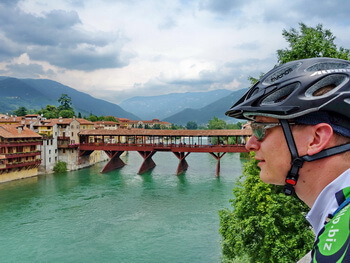 06 DSC00517 1000px 350