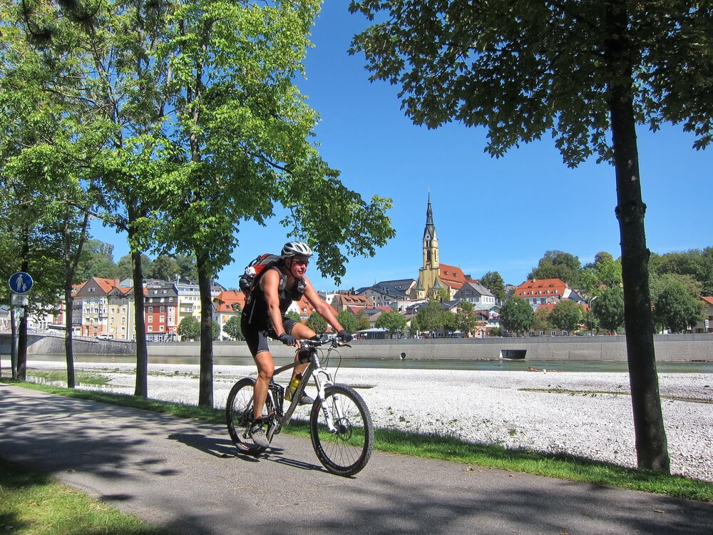 Bad Tölz: bis hierher und auch danach noch überwiegend leichtes Rollen