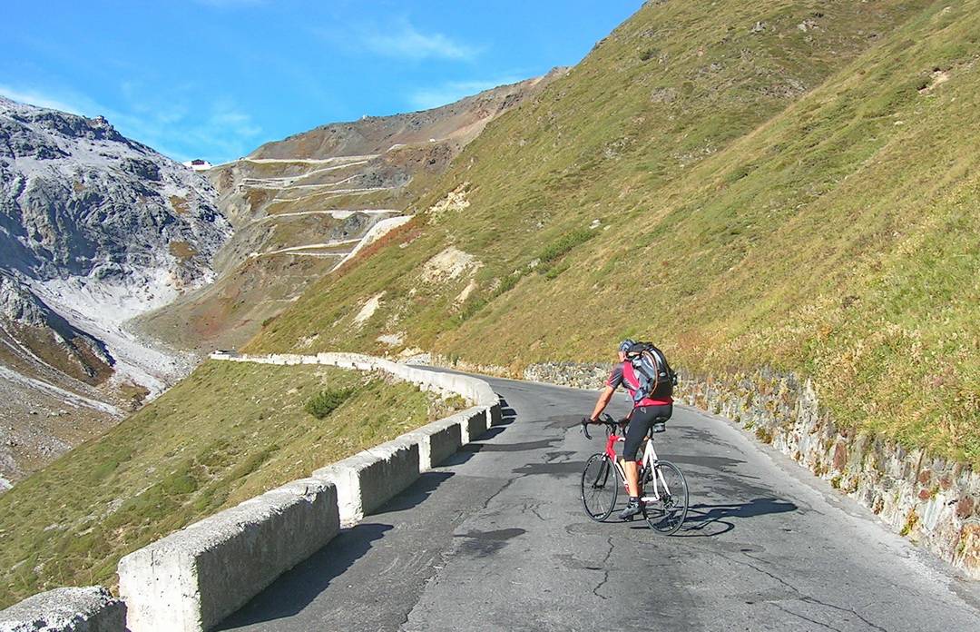 Franzenshohe Kehre 24 von 48 am Stilfser Joch 