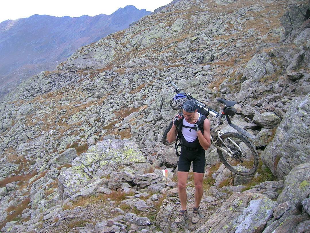 10 Nun wird getragen 