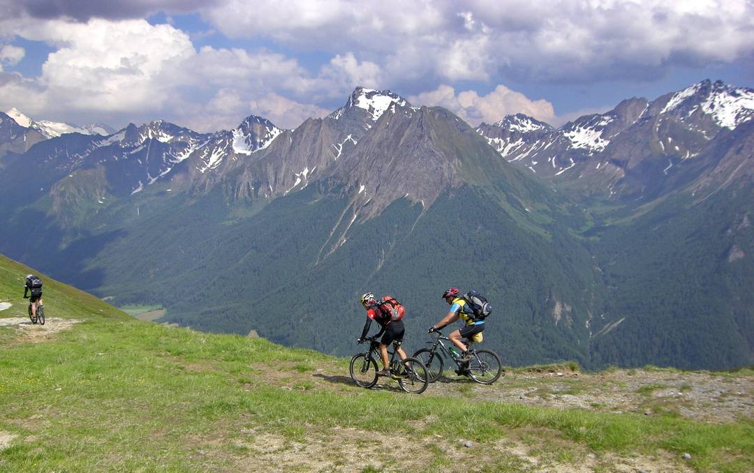 Abfahrt am Schlüsseljoch