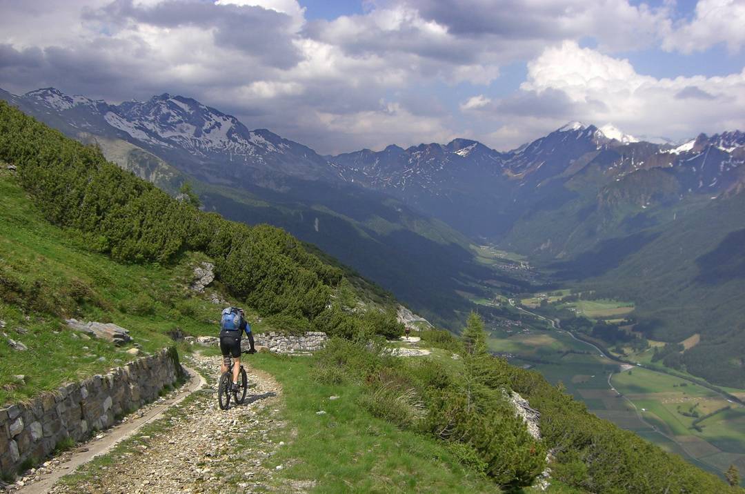 Abfahrt am Schlüsseljoch